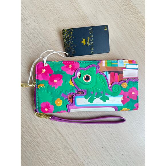 Tangled Rapunzel Exclusive Books Wristlet Wallet - NEW with TAGS - Picture 1 of 6